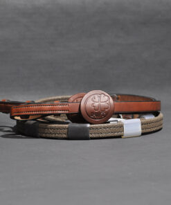 Alternative view of In Horse We Trust - Rênes adjust